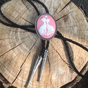 Cat bolo tie necklace pink